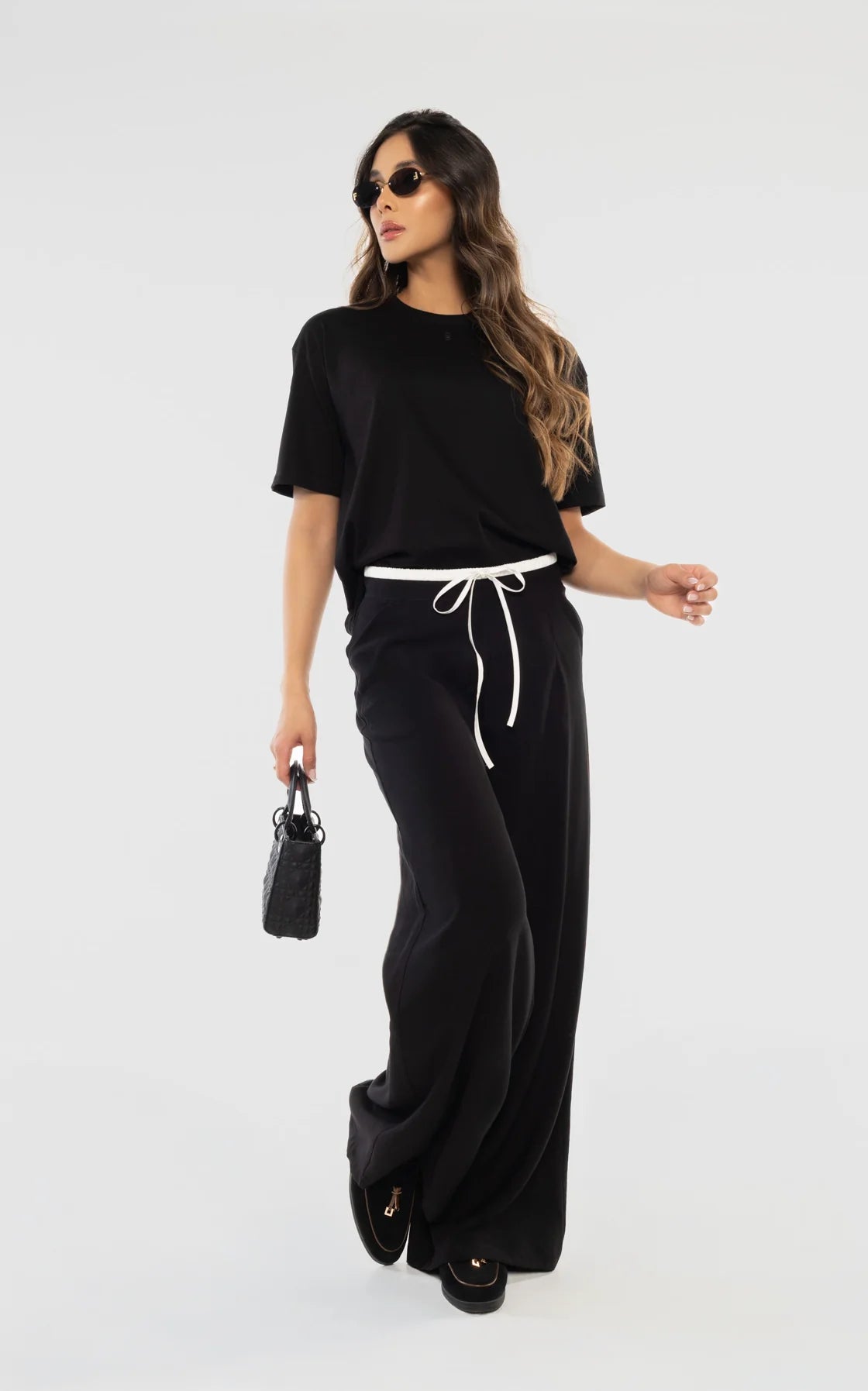 Camiseta Oversized Negra Cuello Rib