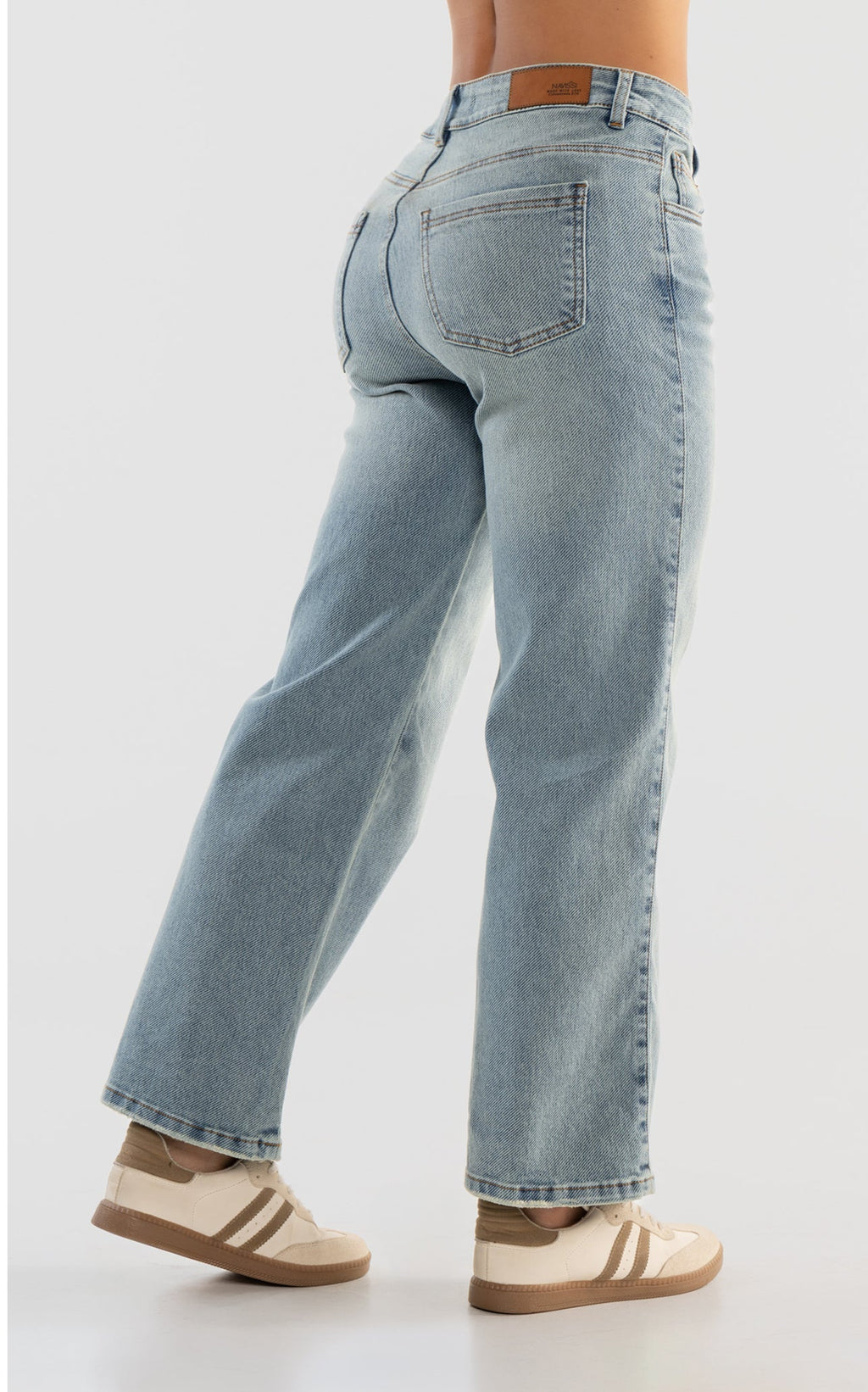 Blue Culotte Jeans by Navissi