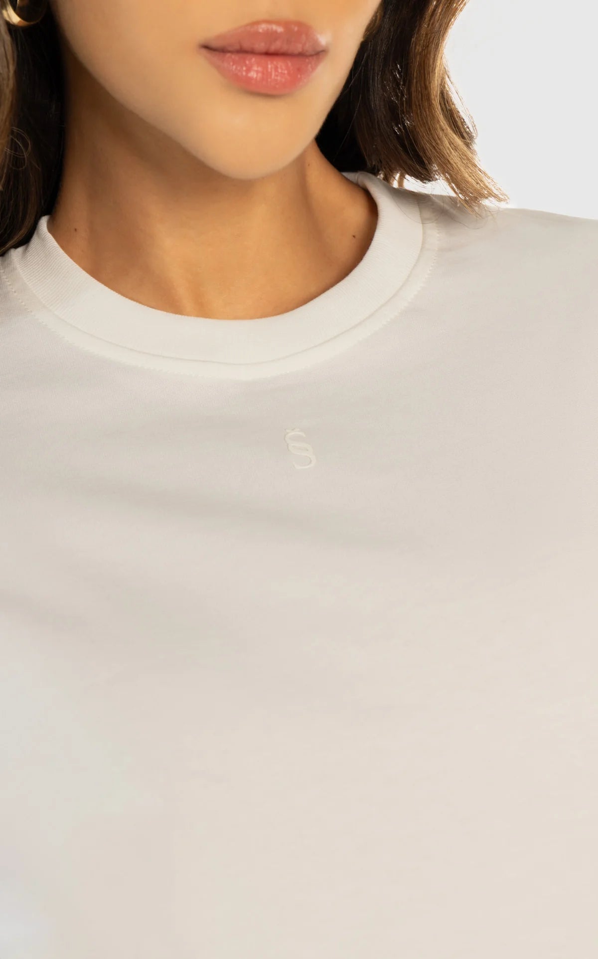 Camiseta Oversized Marfil Cuello en Rib