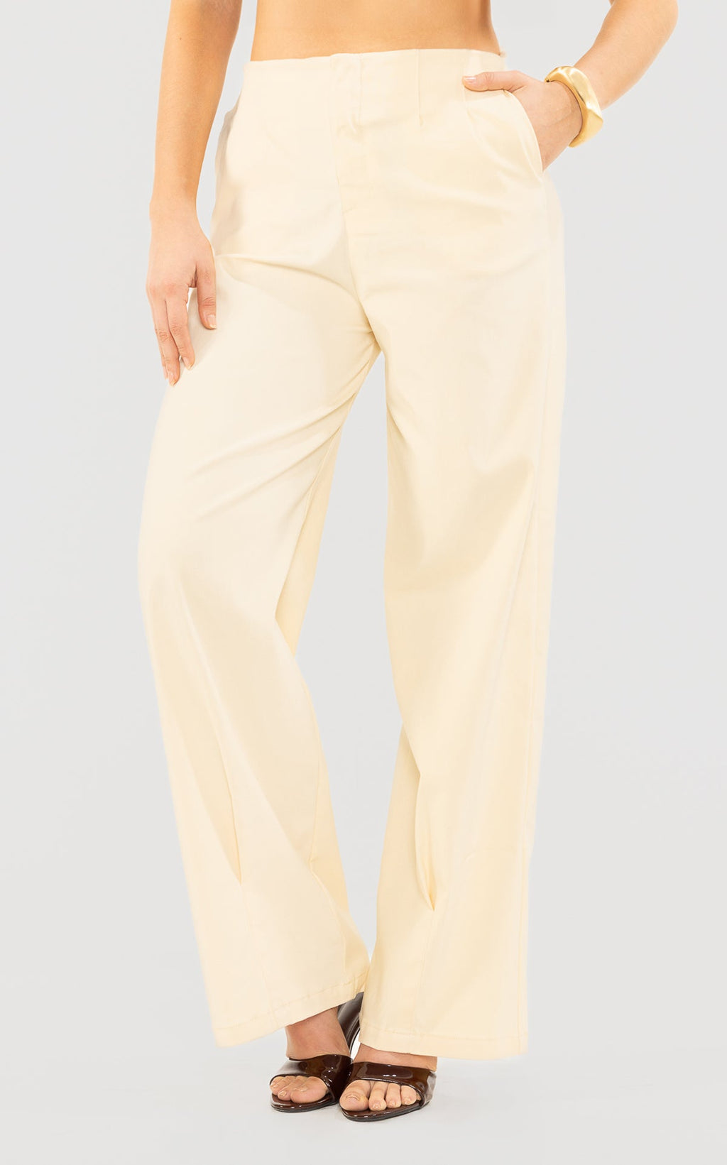 Pantalón Barrel Tiro Alto Amarillo Claro