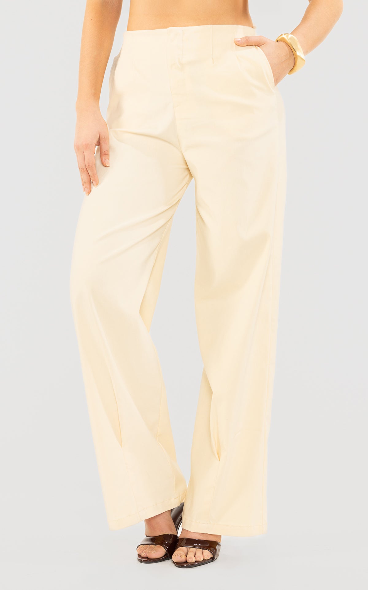 Pantalón Barrel Tiro Alto Amarillo Claro