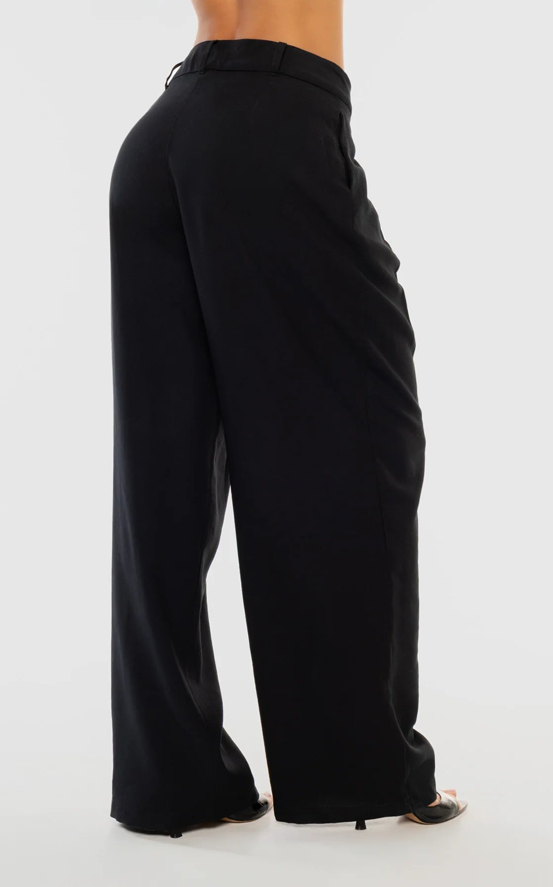 Pantalón Negro Clásico Pliegues