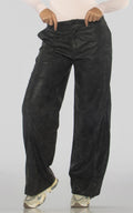 Pantalón Gris Tipo Cuerina