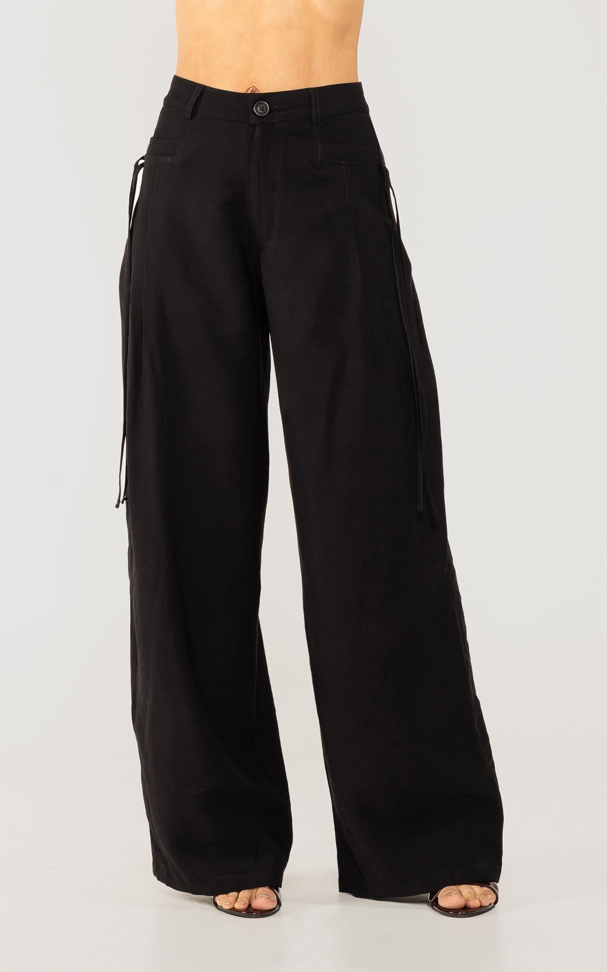Pantalon Negro Con Bolsillo