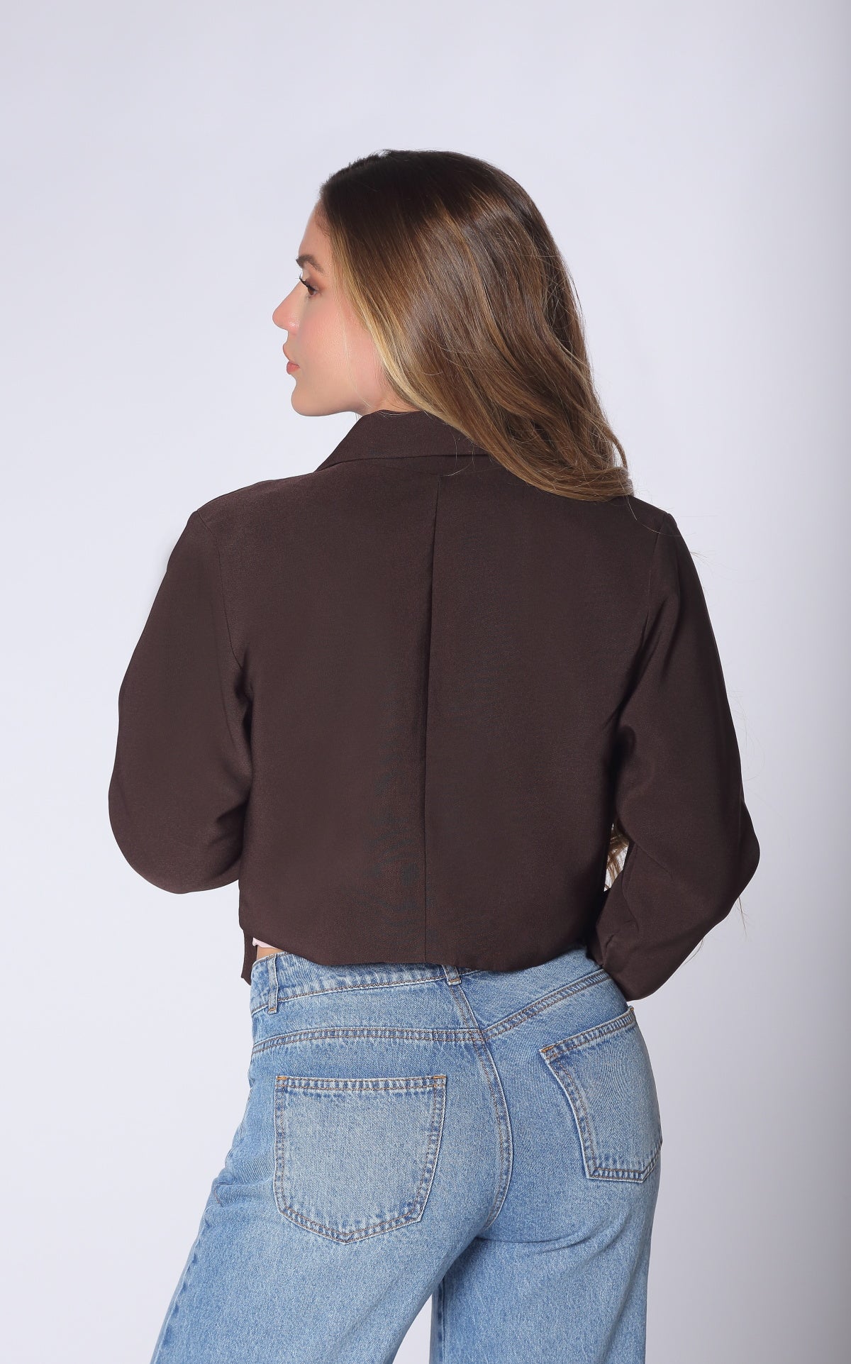 Chaqueta Chocolate con Bolsillos