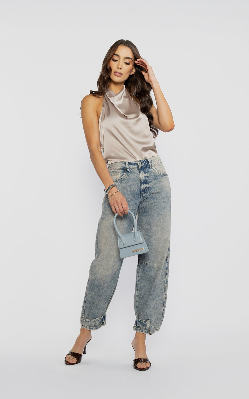Blusa Escote Halter Drapeado Taupe