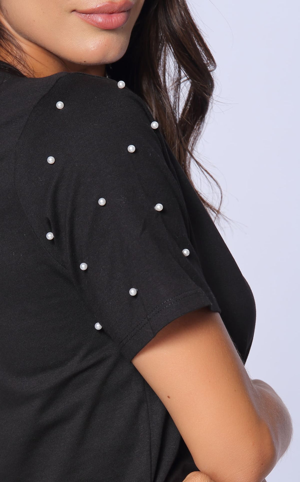 Camiseta Negra Perlas En Manga
