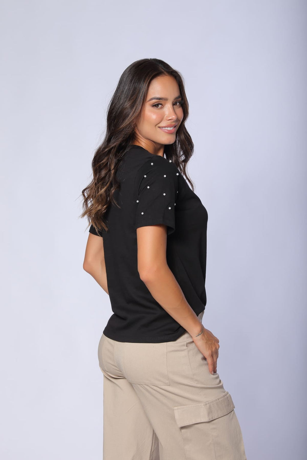 Camiseta Negra Perlas En Manga