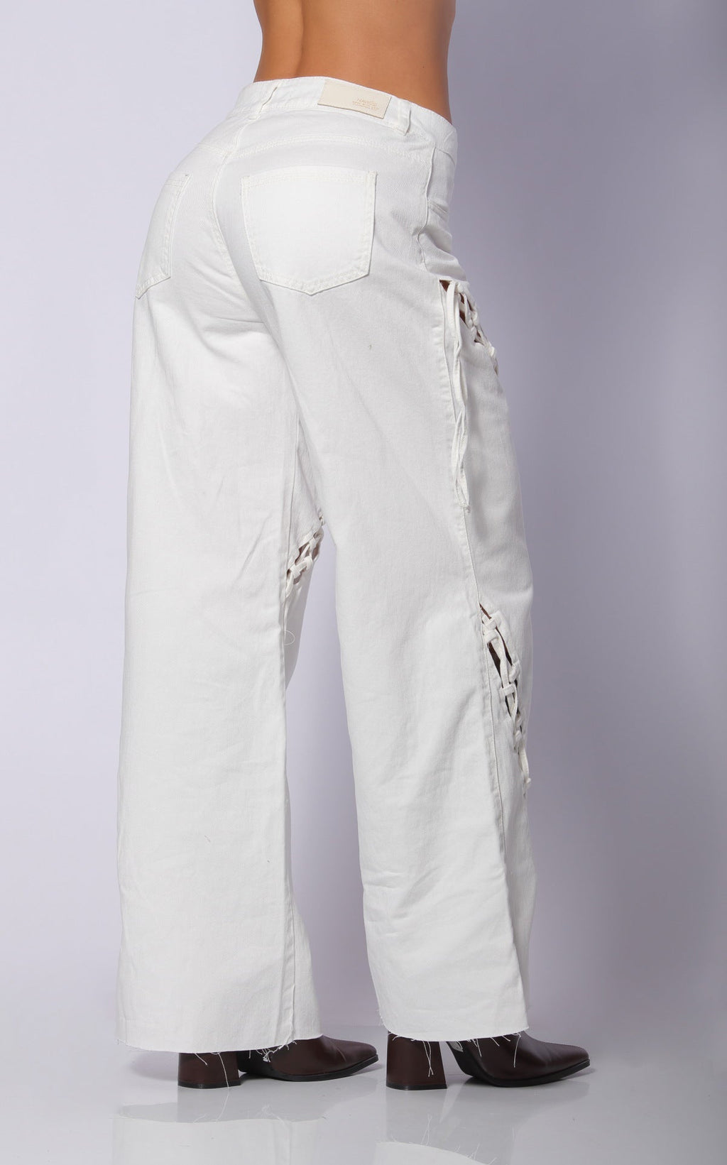 Ecru Semi Wide-Leg Wide-Leg Jeans