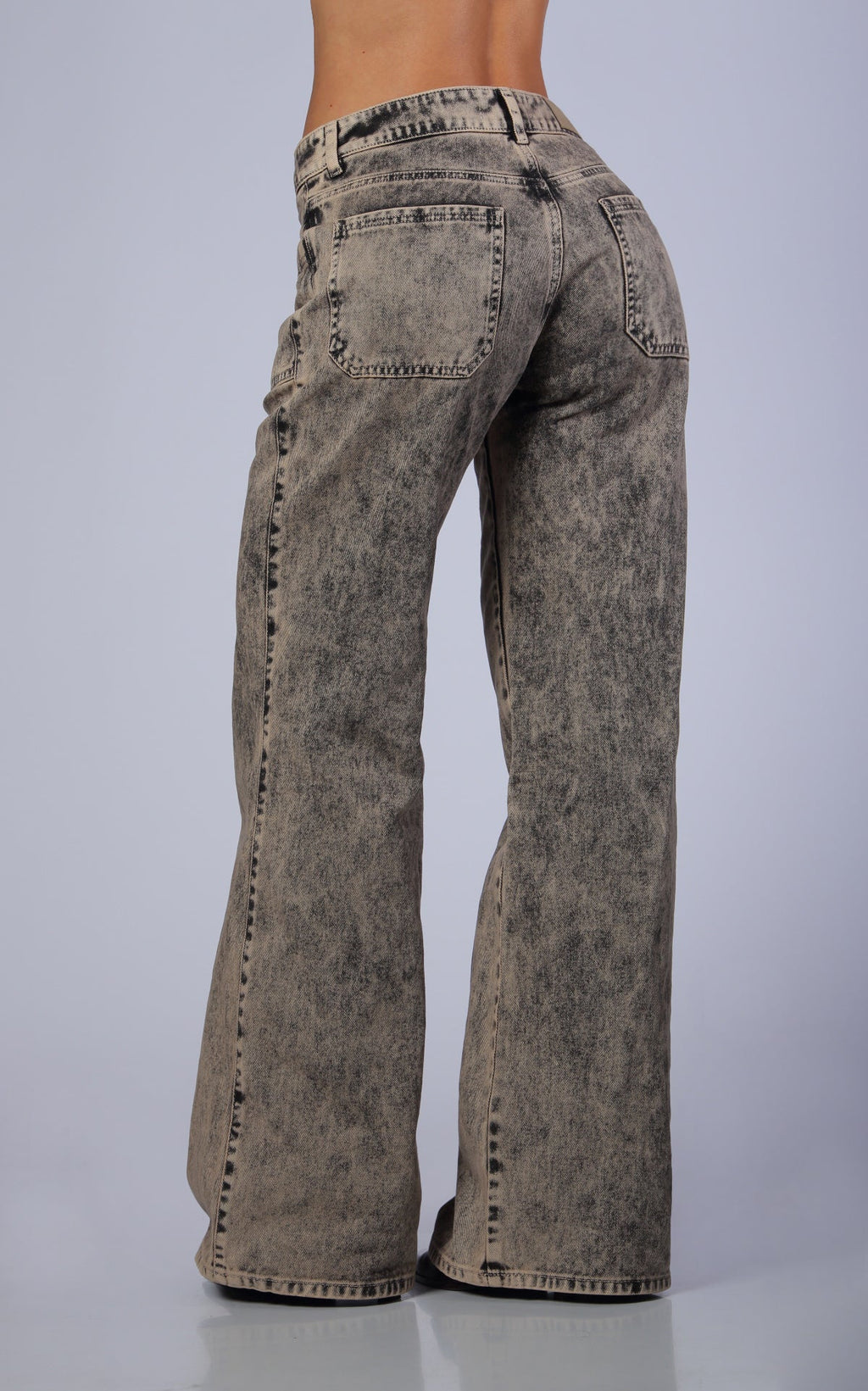 Mocha Semi Wide-Leg Wide-Leg Jeans by Navissi