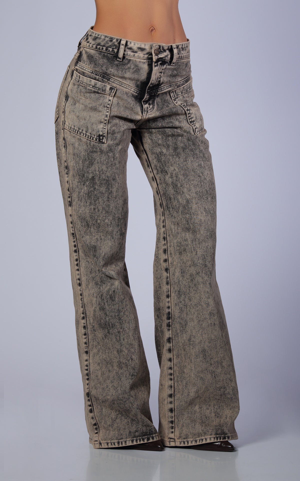 Mocha Semi Wide-Leg Wide-Leg Jeans by Navissi