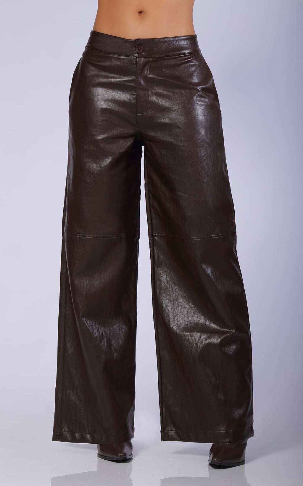 Pantalón Café Clásico Cuerina